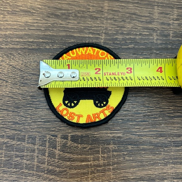 Vintage Wauwatosa Wisconsin 200 Years Lost Arts Patch 3" Round Embroidery - Picture 3 of 4